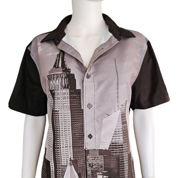 y2k monochrome nyc skyline button down - Picture 5 of 5